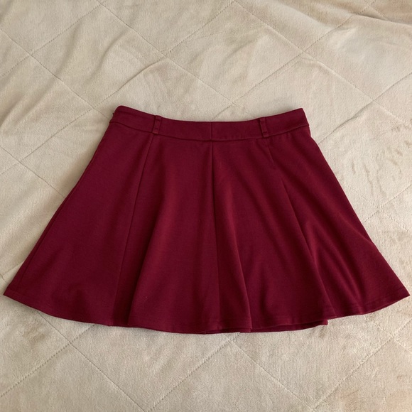 Forever 21 Dresses & Skirts - Maroon skater skirt 💃🏻